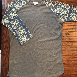 NWOT LuLaRoe Randy top Size XS